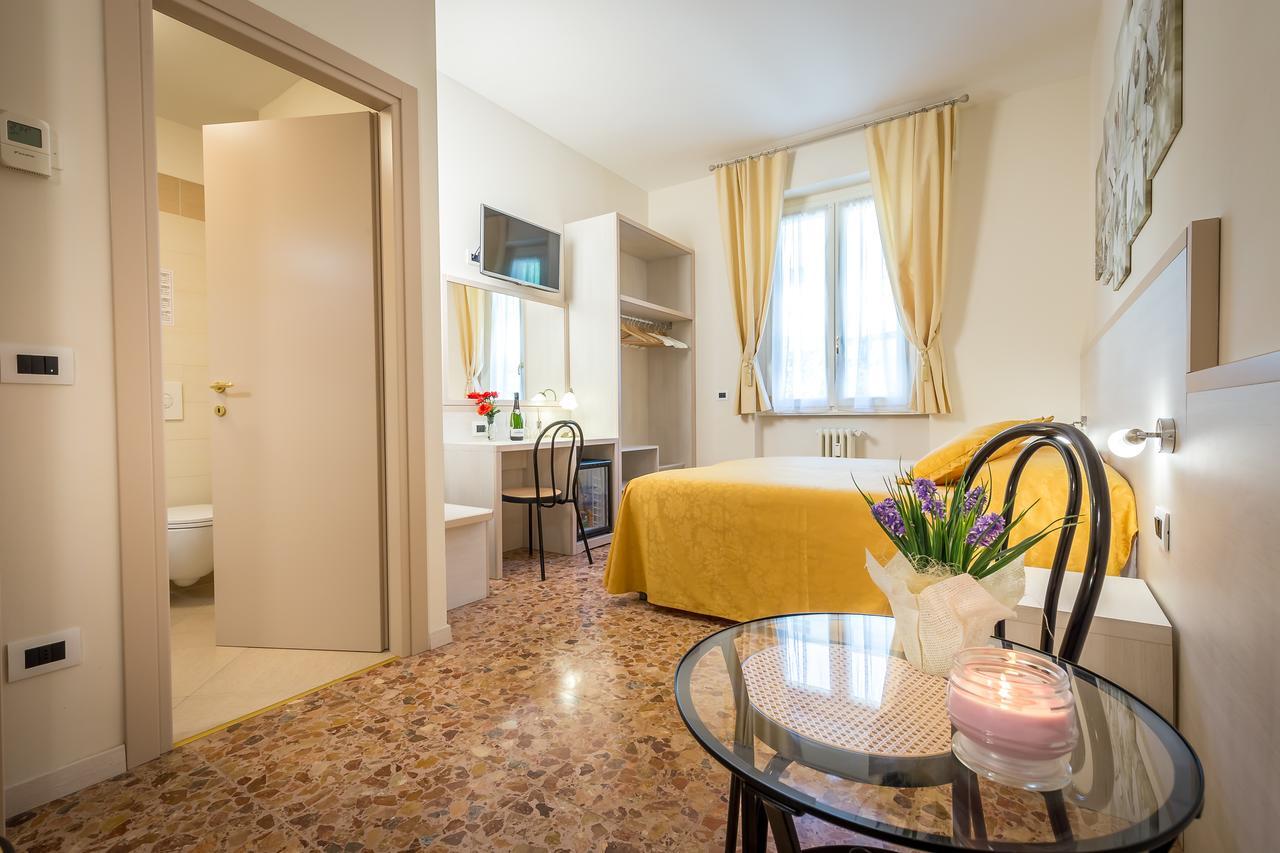 B&B Dolce Luna Firenze Eksteriør bilde